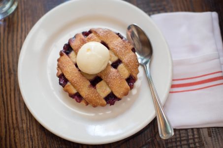 Cranberry pie with ice cream