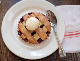 Cranberry pie with ice cream