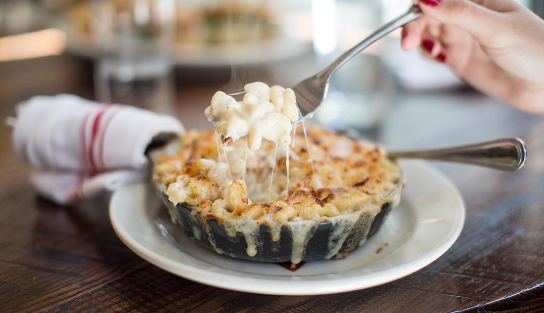 A photo of macaroni and cheese at The Smith